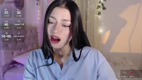 Snapshot of mily_thomson_b chatting on 18, 7, 2026 Mily online show from 18, 7, 2026