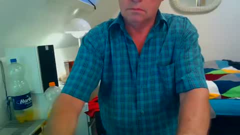 Snapshot of milymen26 chatting on 18, 7, 2026 Milymen26 Polish man master fereskik straight mature online show from 18, 7, 2026