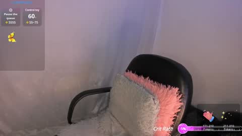 Snapshot of milysauria_ chatting on 18, 1, 2025 Mily online show from 18, 1, 2025