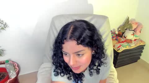 Mimii  online show from 19, 11, 2025