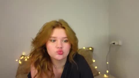 hi Im Mina  online show from 7, 2, 2026