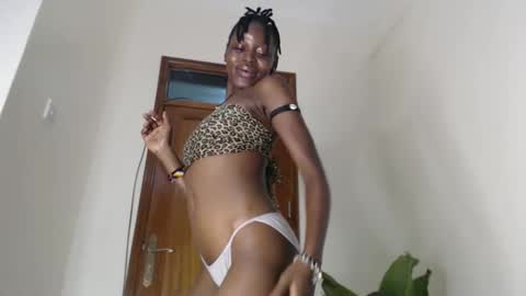 Snapshot of minatah6 chatting on 18, 11, 2025 minatah6 online show from 18, 11, 2025