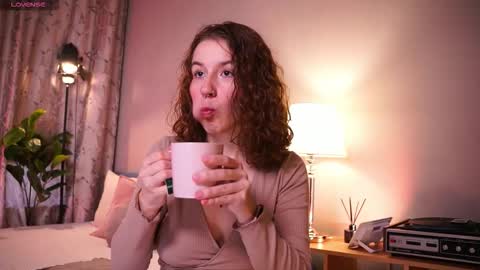 Frances  Next streams Thu Fri Sat 8am -  4pm GMT3 online show from 14, 9, 2025