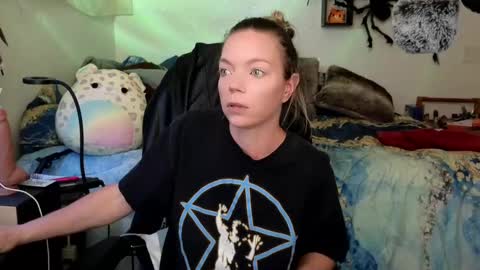 Mindy Mars online show from 12, 3, 2025