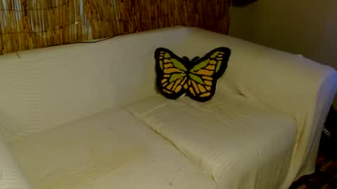 Mindy online show from 25, 4, 2026