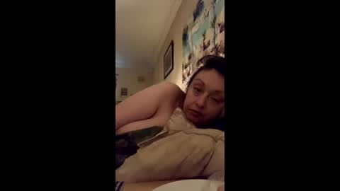 Snapshot of mindyourbusiness123 chatting on 1, 4, 2026 please subscribe to my fansly please no video or photos must be recorded or re sold online show from 1, 4, 2026