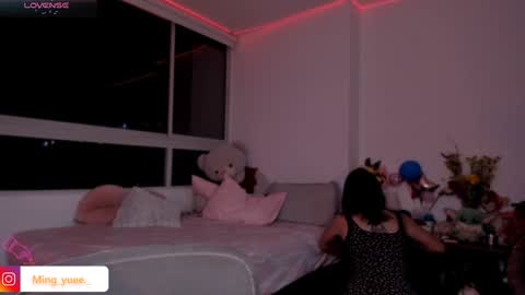 My name is Fer Nice to meet you  give it a thumbs up please its important online show from 21, 1, 2025