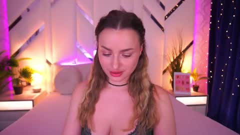 minifox_ online show from 8, 3, 2026