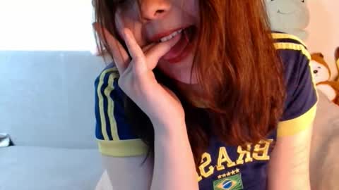 Minji online show from 10, 3, 2026