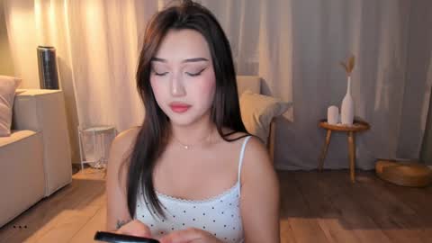 minnie_jin online show from 17, 11, 2025