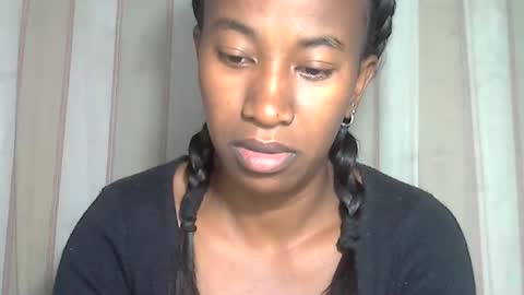 minouch211907 online show from 6, 1, 2026