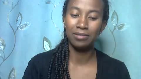 minouch211907 online show from 21, 4, 2026