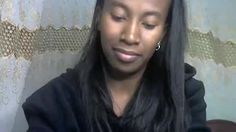 minouch211907 online show from 11, 6, 2026