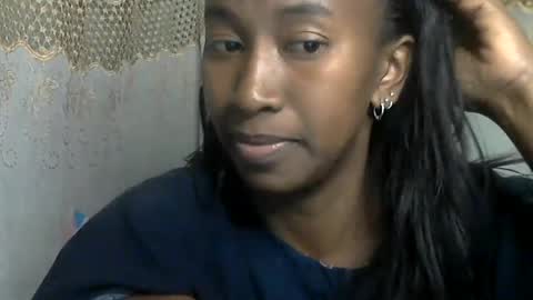 minouch211907 online show from 14, 6, 2026