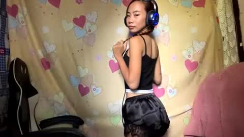 Kayla online show from 29, 7, 2026
