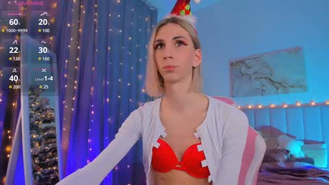 Snapshot of mintlackey chatting on 18, 12, 2024 Lianna online show from 18, 12, 2024