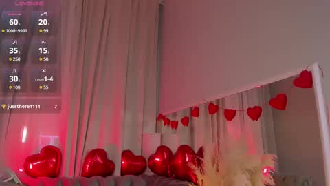 Snapshot of mintlackey chatting on 11, 2, 2025 Lianna online show from 11, 2, 2025