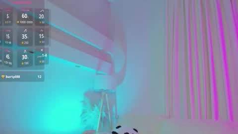 Snapshot of mintlackey chatting on 13, 9, 2025 Lianna online show from 13, 9, 2025