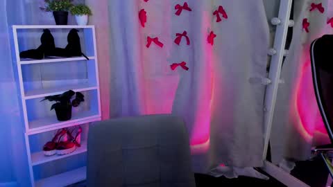 Snapshot of mipsymipson chatting on 26, 2, 2025 NEXT STREAM NOVEMBER 27282930 online show from 26, 2, 2025