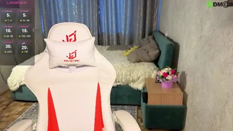 Snapshot of mira_star_007 chatting on 24, 6, 2026 Tanita online show from 24, 6, 2026