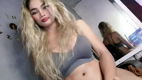 Zoey online show from 23, 6, 2026