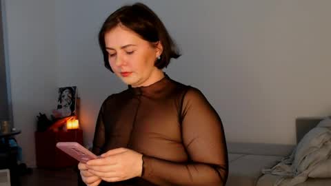 Meera online show from 18, 4, 2026