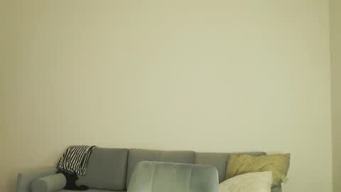 Meera online show from 9, 6, 2026