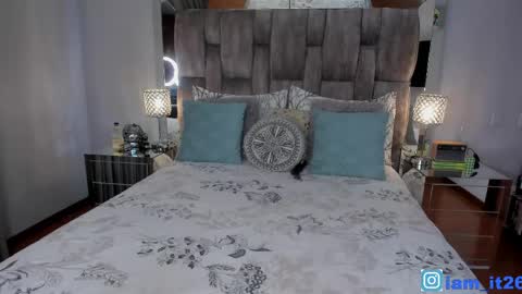 Snapshot of mirandacollins_ chatting on 24, 5, 2026 Miranda online show from 24, 5, 2026