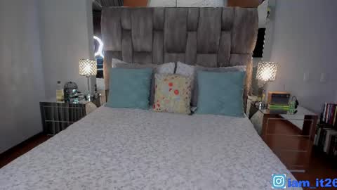 Snapshot of mirandacollins_ chatting on 17, 6, 2026 Miranda online show from 17, 6, 2026