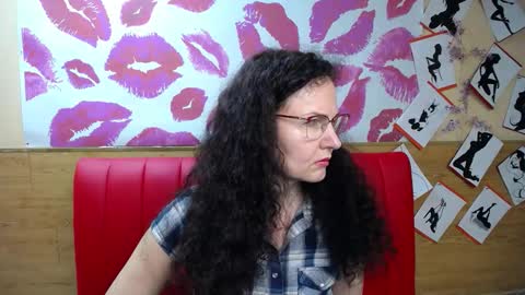 Miroslava Happi online show from 19, 9, 2025