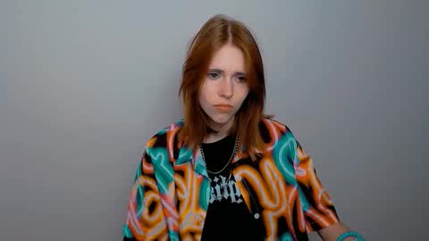 misaki_chan_ online show from 11, 9, 2025