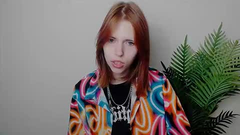 misaki_chan_ online show from 12, 9, 2025