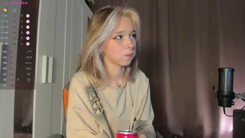 misekiii online show from 4, 11, 2025