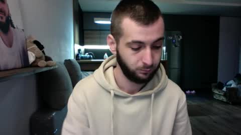 mishannia2 online show from 4, 4, 2026