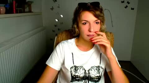 Mishelle online show from 12, 7, 2026