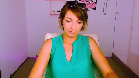 Mishelle online show from 22, 7, 2026