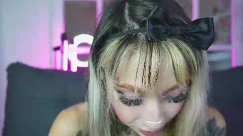 miss___angel online show from 28, 7, 2026