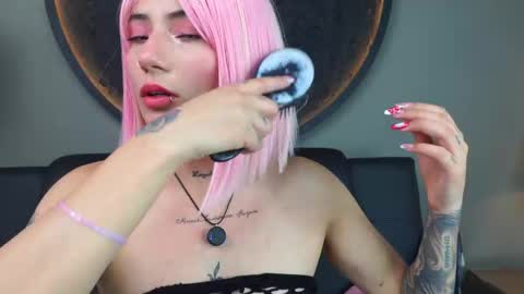 Charlotte online show from 3, 10, 2025