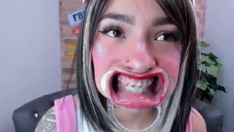 Abigail online show from 9, 10, 2025