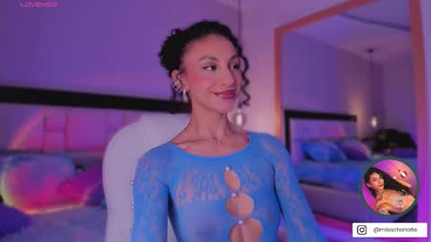 Charlotte online show from 29, 9, 2025