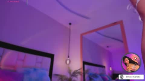 Charlotte online show from 30, 9, 2025