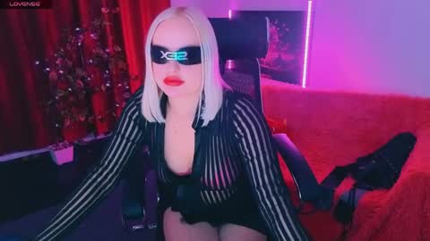 Snapshot of miss_alice_silver chatting on 24, 5, 2026 miss_alice_silver online show from 24, 5, 2026