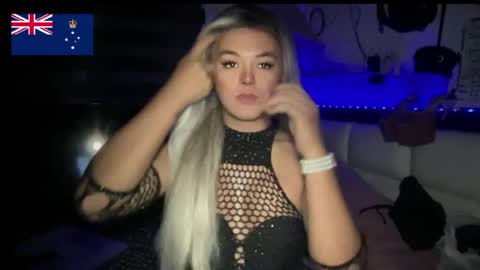 Call me  Miss Antonette  online show from 20, 7, 2026