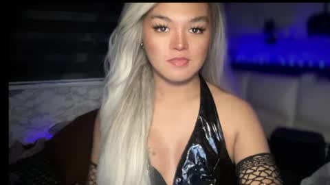 Call me  Miss Antonette  online show from 5, 8, 2026