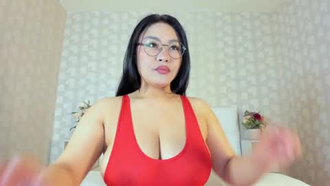 Snapshot of miss_asia_one chatting on 5, 6, 2026 Aiza online show from 5, 6, 2026
