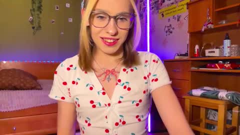 Anya online show from 3, 3, 2026