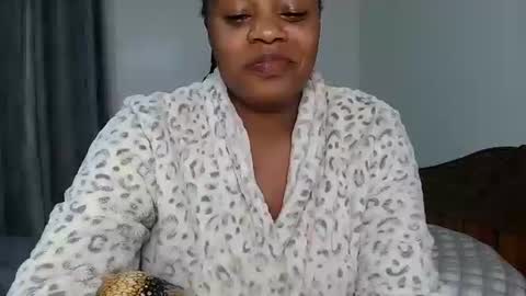 Candy online show from 2, 1, 2025