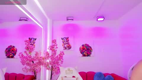 Melanie online show from 24, 2, 2025