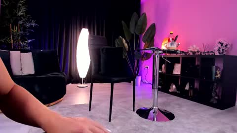 Miss Ema Devine online show from 27, 9, 2025