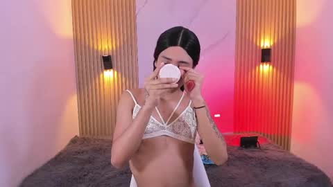miss_emilystar online show from 21, 4, 2026